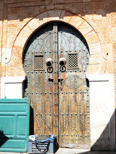 creativeroots.org - tunisian door designs